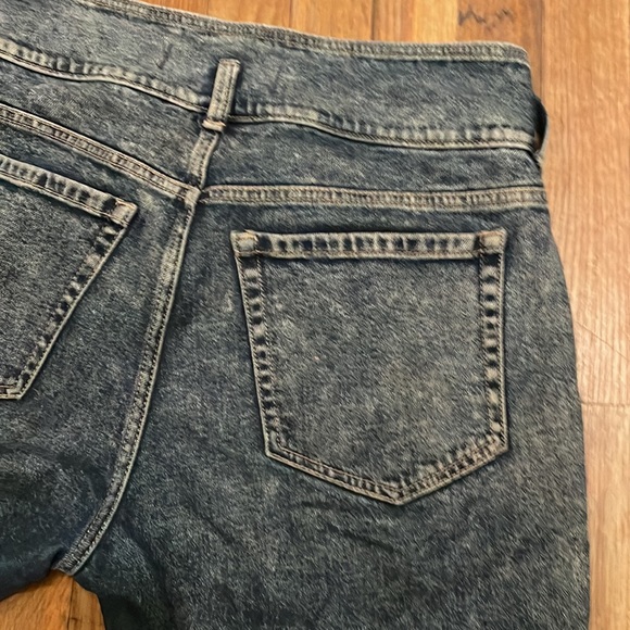 Hollister 32x27 blue mom jeans - Picture 4 of 5